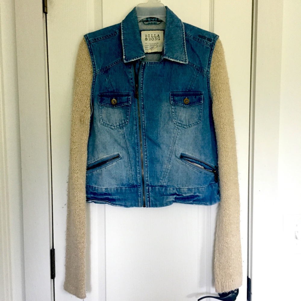 Jean jacket with crochet feeling sleeves